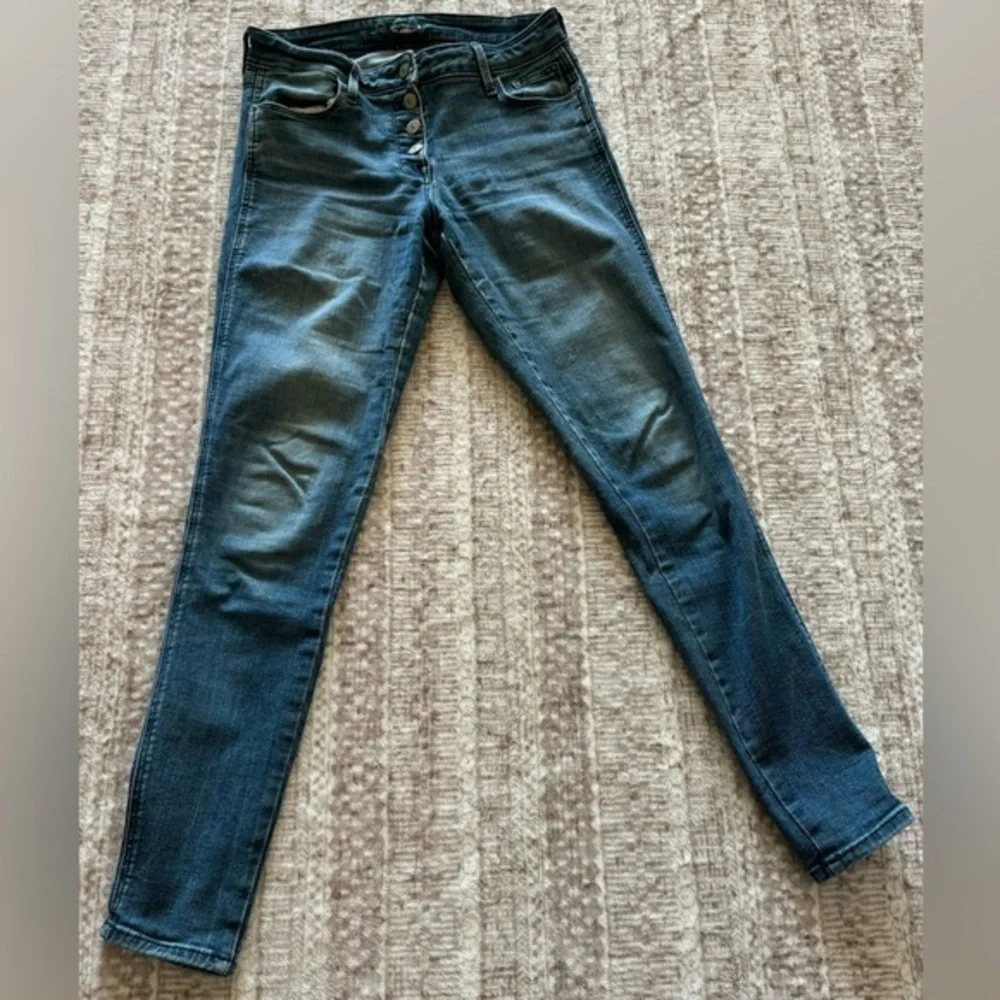 Old Navy Mid Rise Super-Skinny Jeans Size 4 (RN 54023)